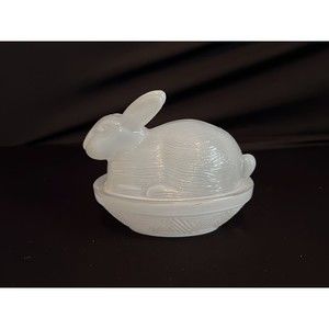 White Washed Opaque Glass Laying Bunny Rabbit on Nest Trinket Dish